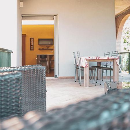 Il Mughetto - Appartamento Con Terrazza Privata San Quirico d'Orcia Bagian luar foto
