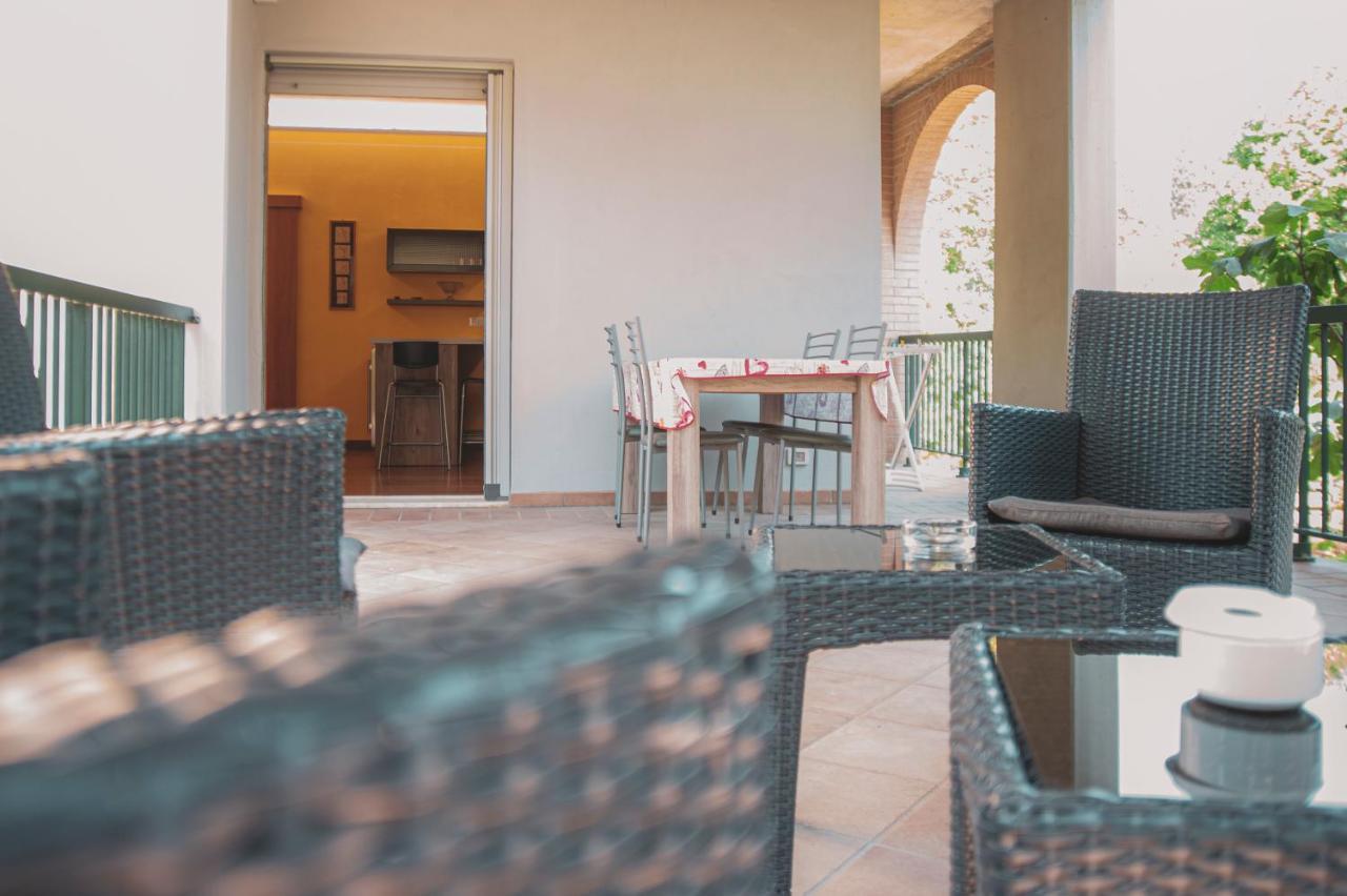 Il Mughetto - Appartamento Con Terrazza Privata San Quirico d'Orcia Bagian luar foto