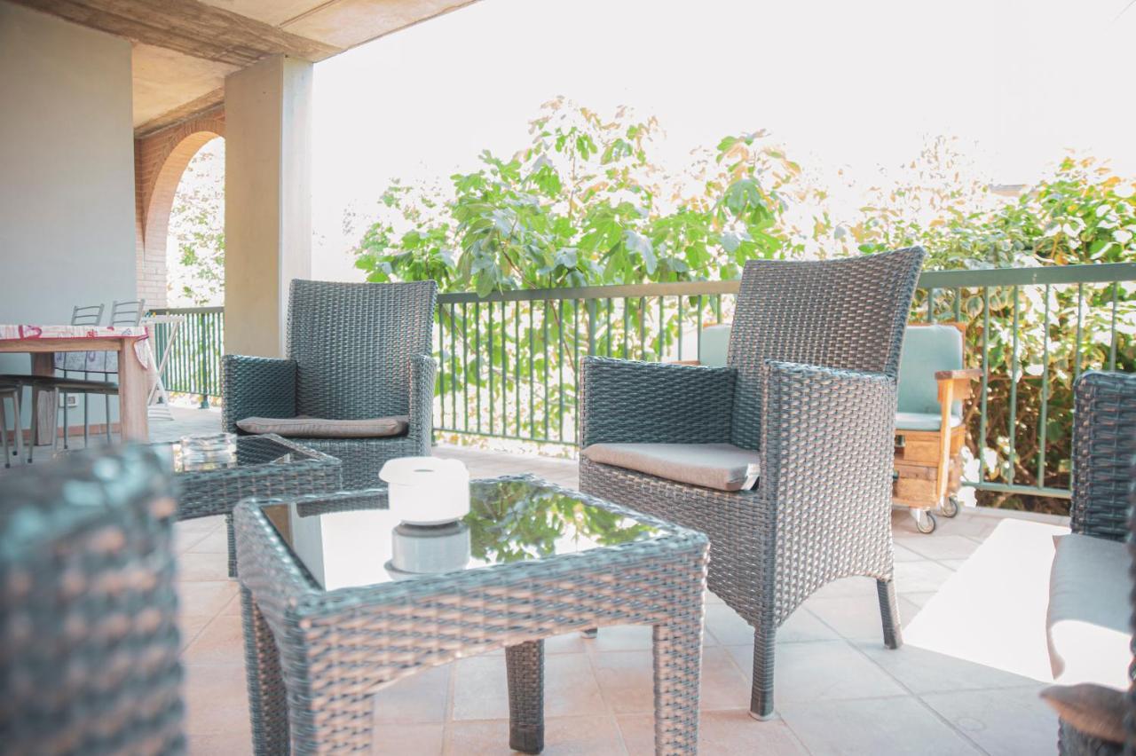 Il Mughetto - Appartamento Con Terrazza Privata San Quirico d'Orcia Bagian luar foto
